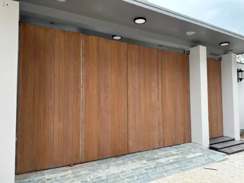 Cổng gỗ nhựa ngoài trời - Ảnh 10