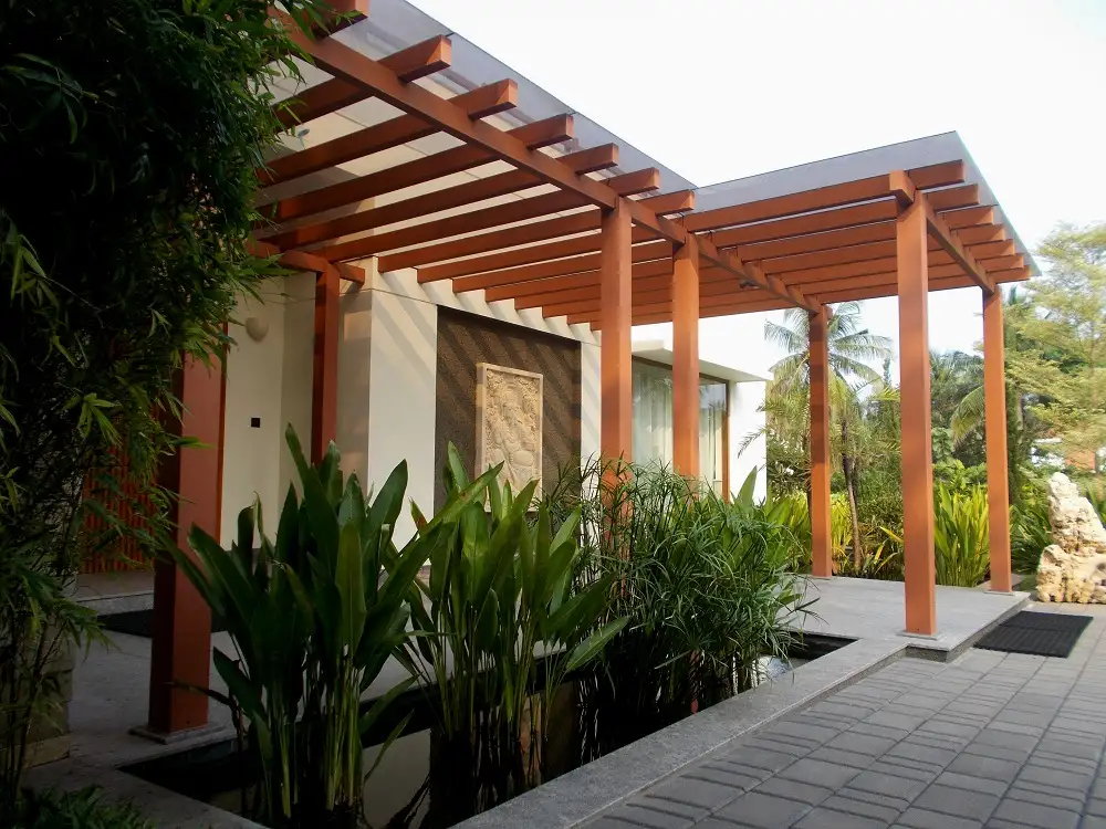 Giàn hoa gỗ nhựa đẹp