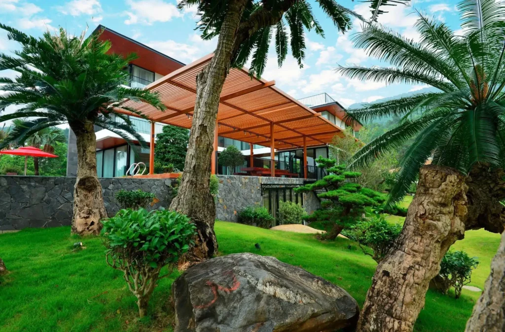 Lam chắn sáng ngoài trời