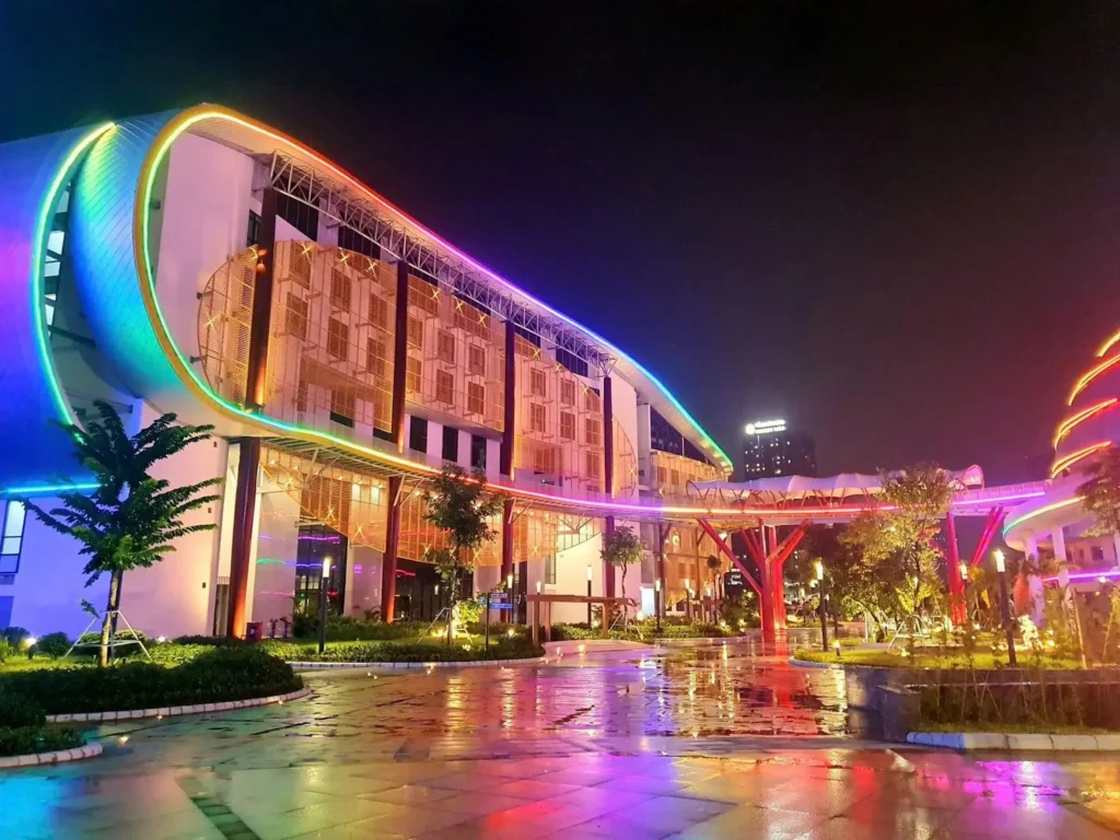 Đèn LED trang trí ngoài trời
