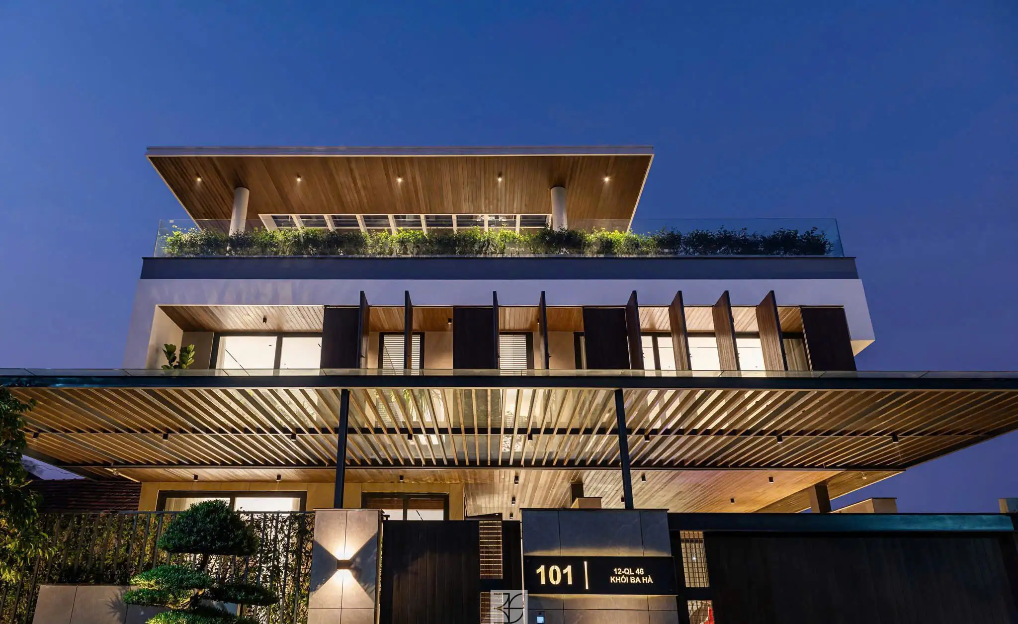 Phối màu tấm ốp gỗ nhựa