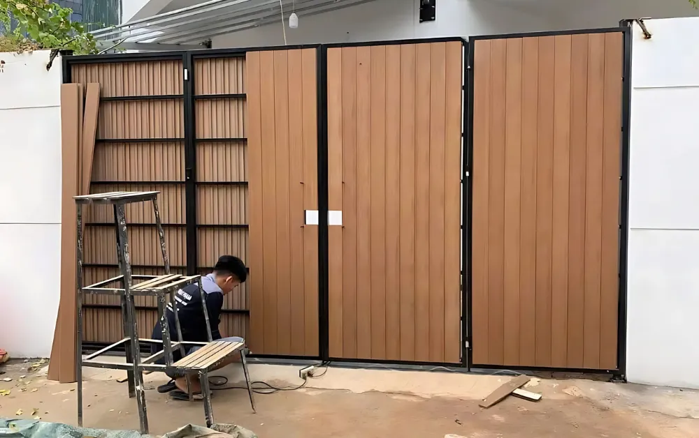 Cổng gỗ nhựa composite Cổng gỗ nhựa composite