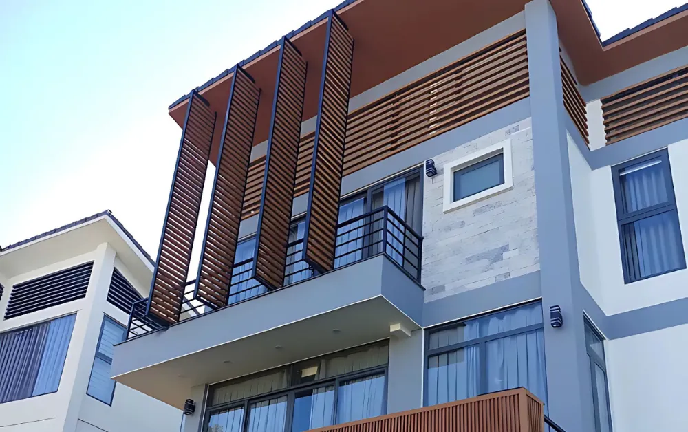 Lam chắn nắng cho nhà mặt phố Lam chắn nắng cho nhà mặt phố