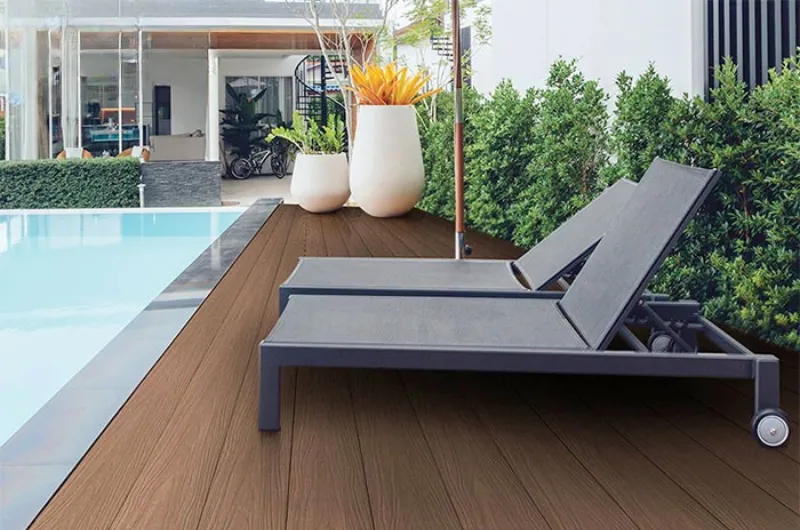 Để cho sàn gỗ nhựa bể bơi giữ được độ bền và vẻ đẹp cần lưu ý một số điều