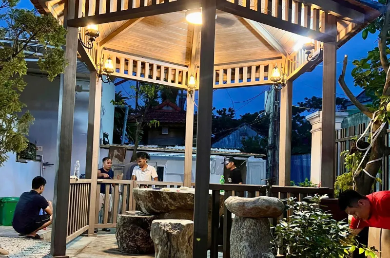 Đội ngũ thi công chuyên nghiệp đảm bảo uy tín