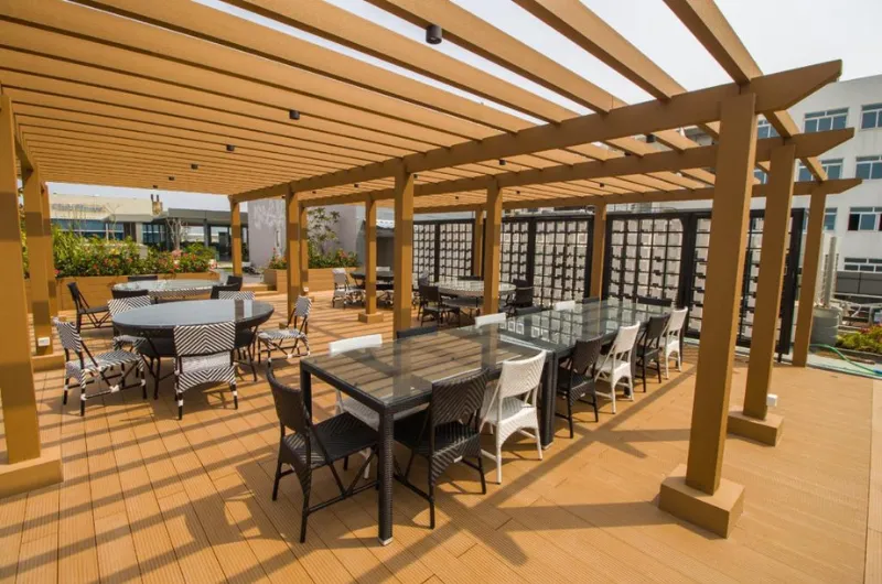 Giàn hoa gỗ nhựa mang tính thẩm mỹ cao