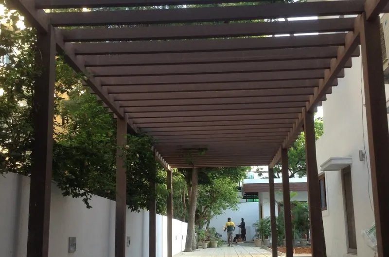 Sự bền bỉ của giàn hoa gỗ nhựa tạo độ tin dùng của nhiều nhà