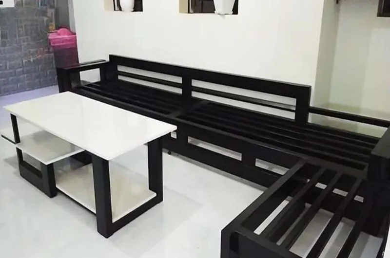 Sự tối giản và tinh tế của bàn ghế sắt đang trở thành xu hướng hiện đại