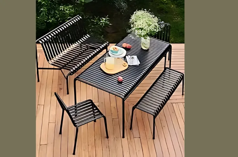 Tính thẩm mỹ cao của bàn ghế sắt gỗ nhựa giúp cho nó được sử dụng để trang trí và sử dụng