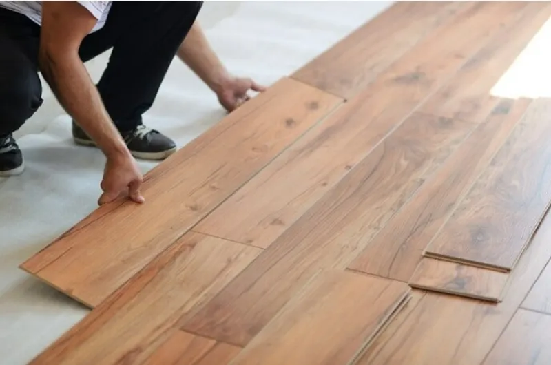 Thi công sàn nhựa gả gỗ với đội ngũ đầy chất lượng