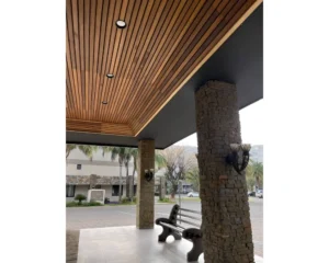 Trần nhựa giả gỗ