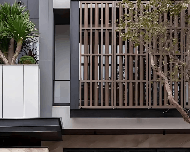 Cửa lam gỗ nhựa ngoài trời