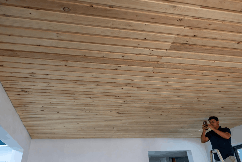 trần nan gỗ nhựa