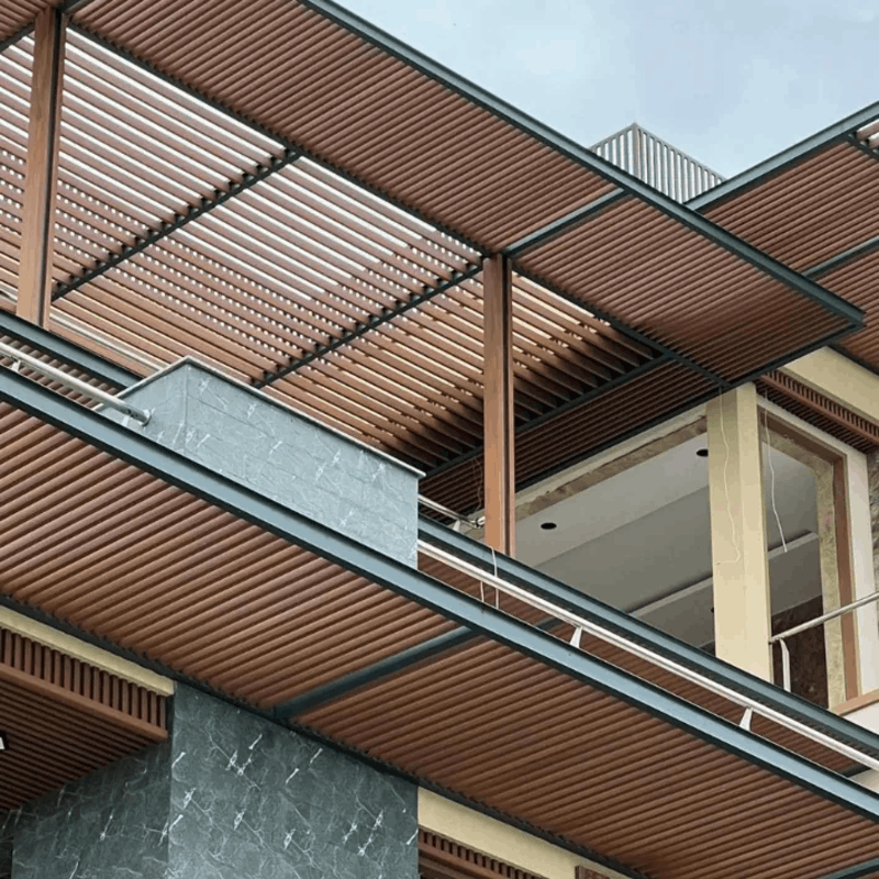 trần nan gỗ nhựa